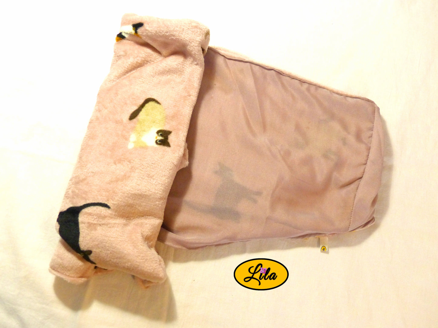 Foulard rose imprimé chats