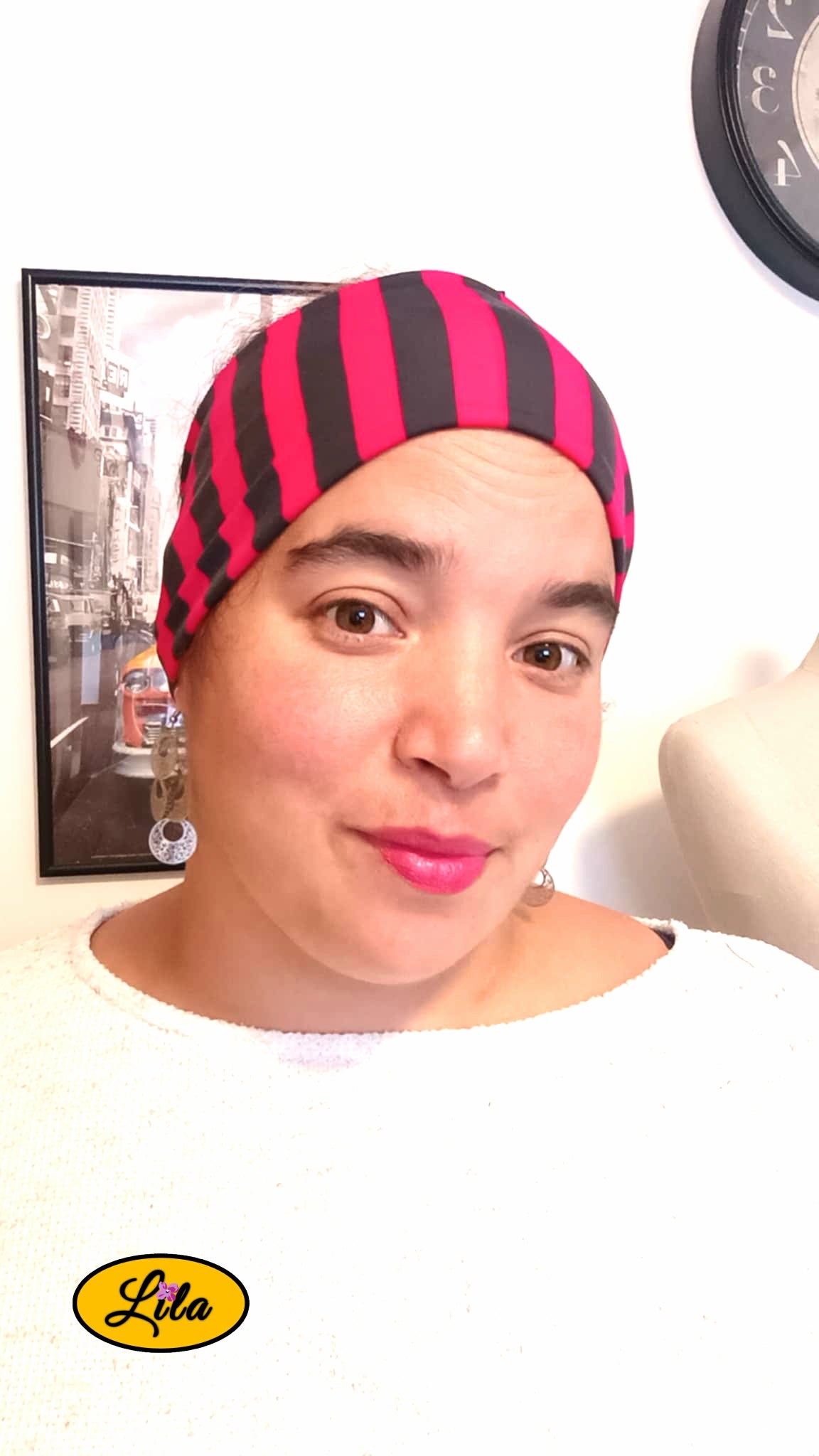 Bandeau Rose à lignes grises verticales