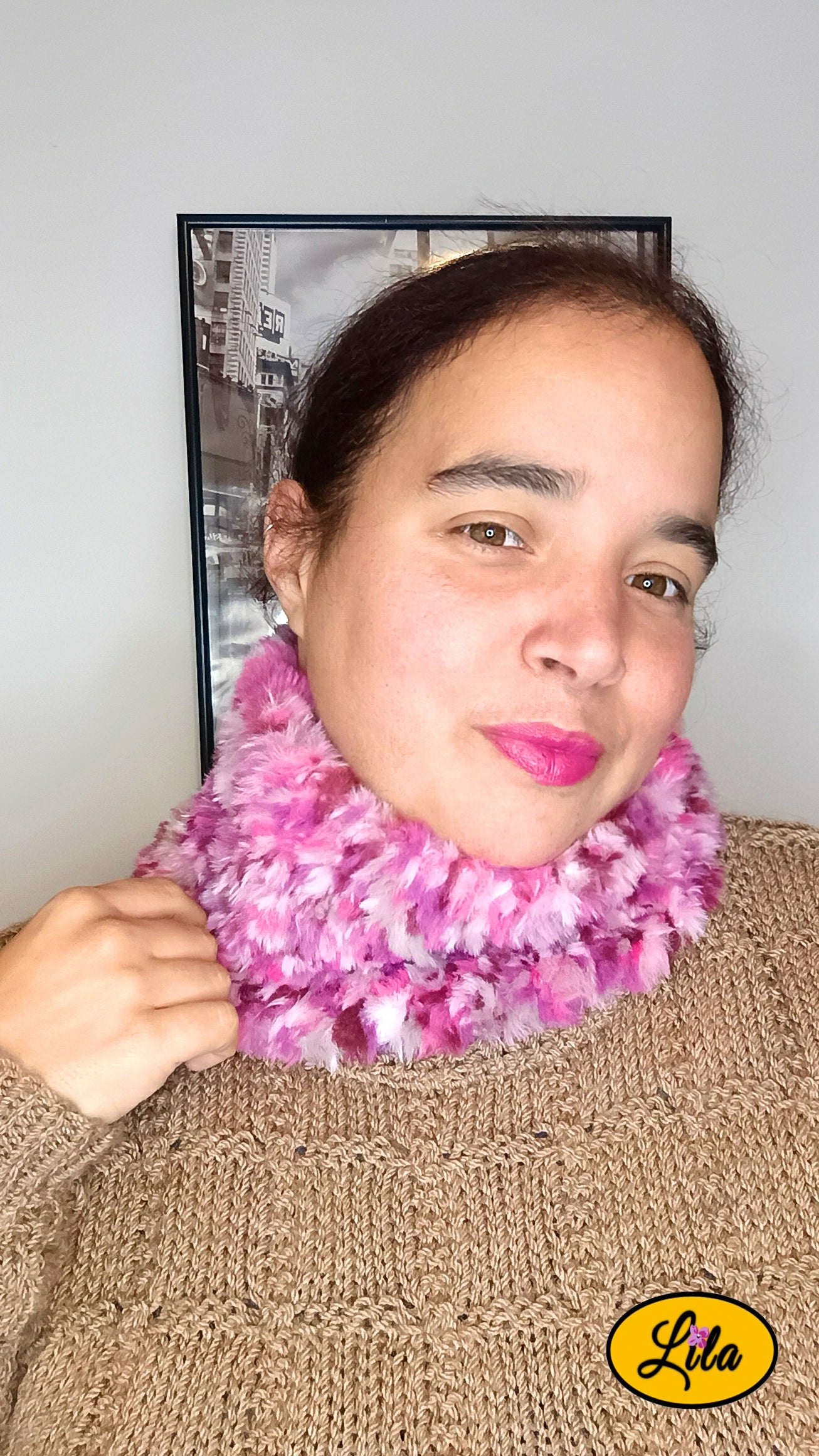 Cache cou rose chamarré