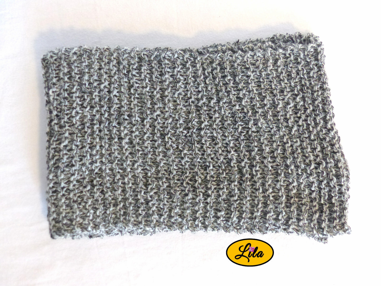 Echarpe grise chamarée