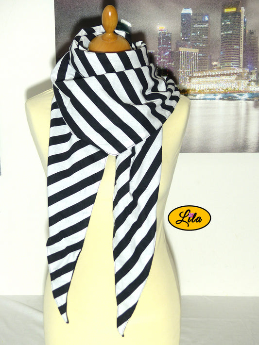 Foulard polaire noir et blanc