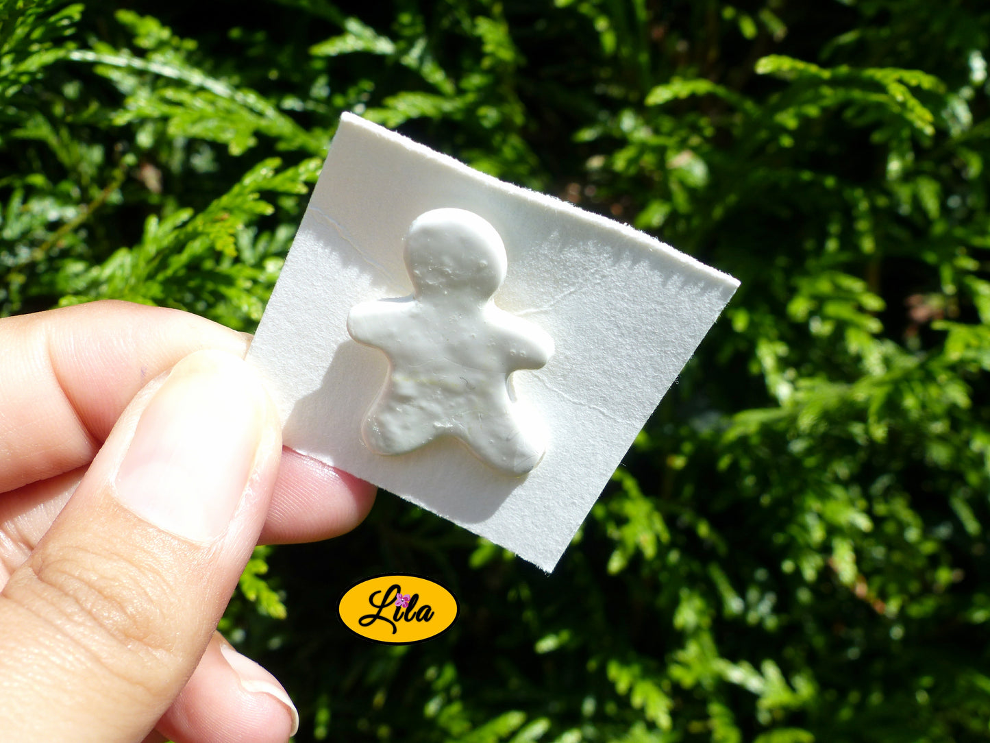 Pin's bonhomme blanc
