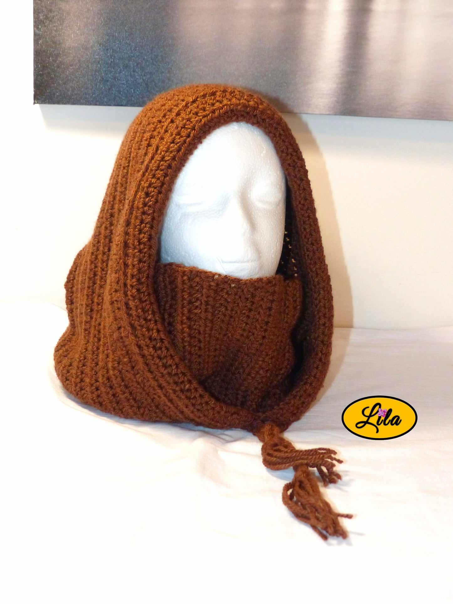 Capuche brune