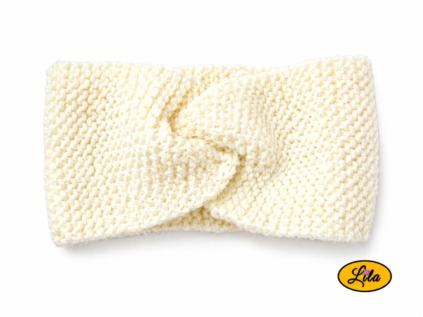Bandeau en laine blanc vue de face sur fond blanc style hiver minimaliste et lumineux