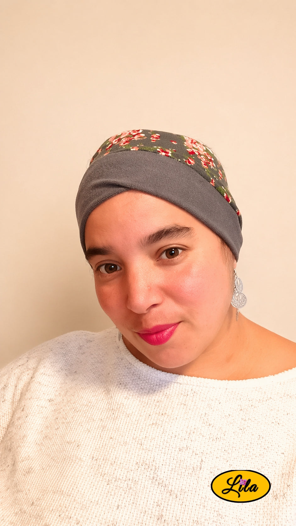 Bandeau fleuri bicolore en tissu porté profil gauche look printanier