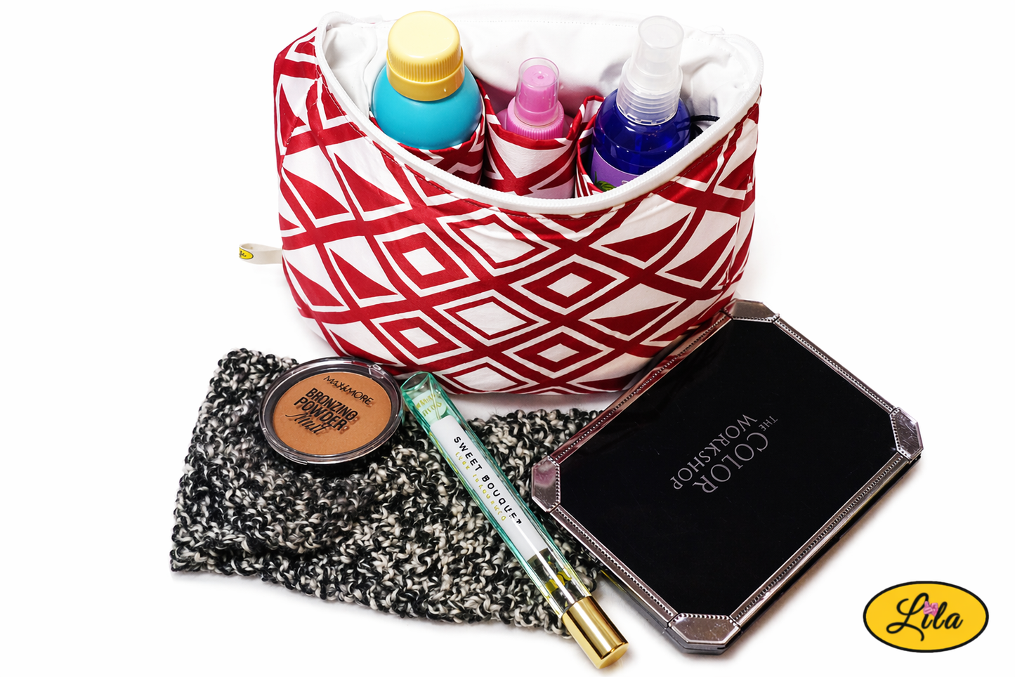 Beauty case géométrique vintage rouge et blanc ouverte vue avec compartiments pour flacons