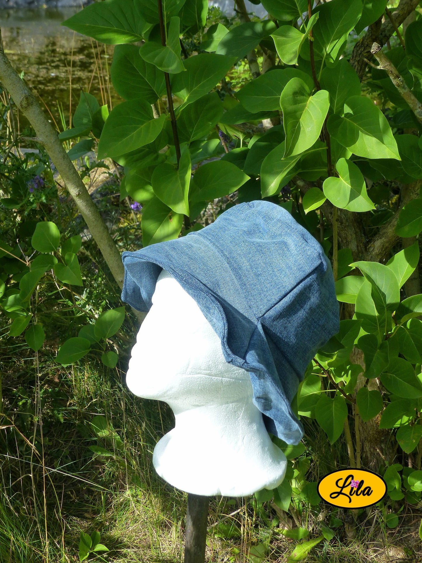 Bob en jean sur mannequin profil gauche