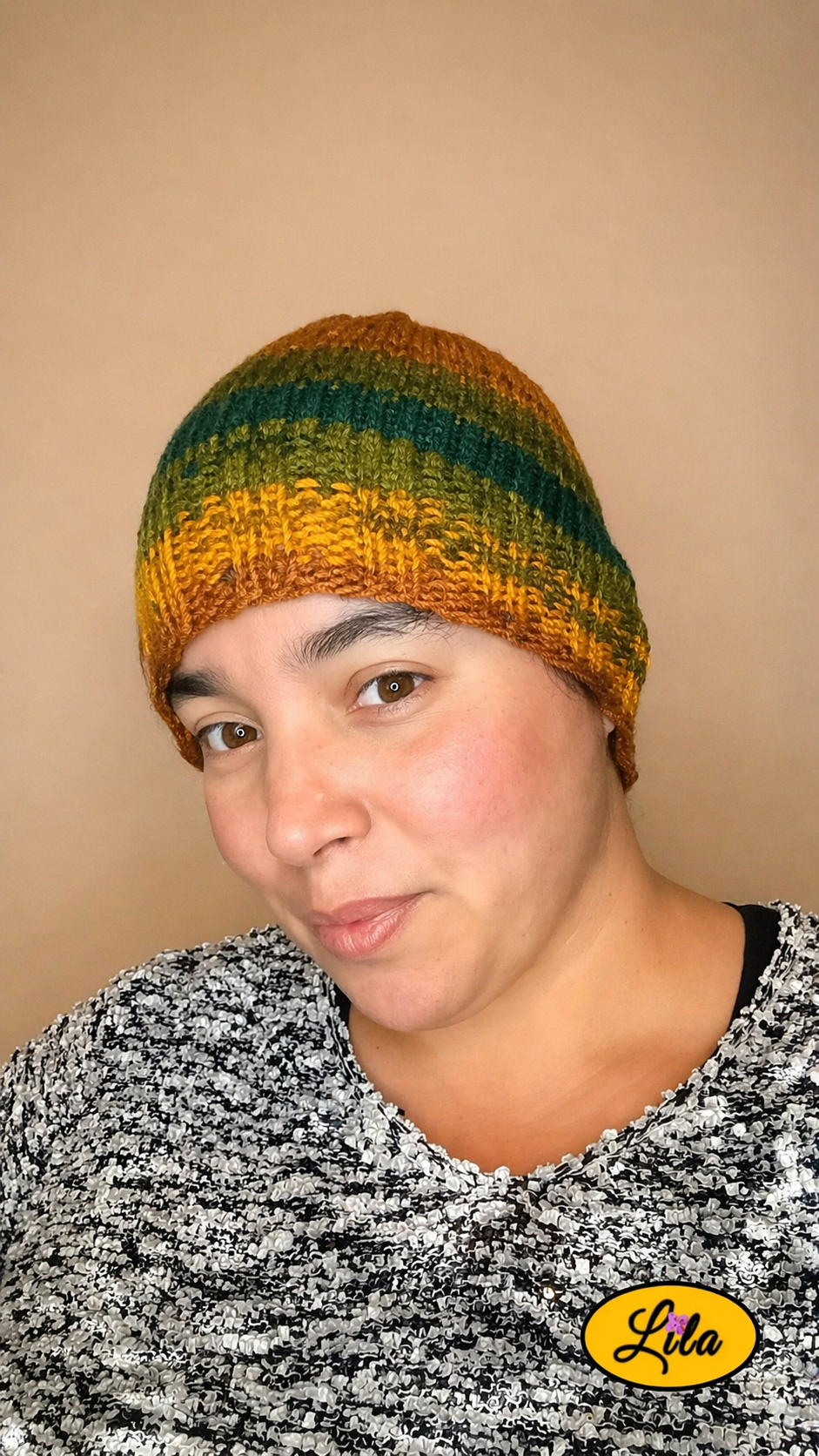 Bonnet en laine November porté profil gauche look saisonnier