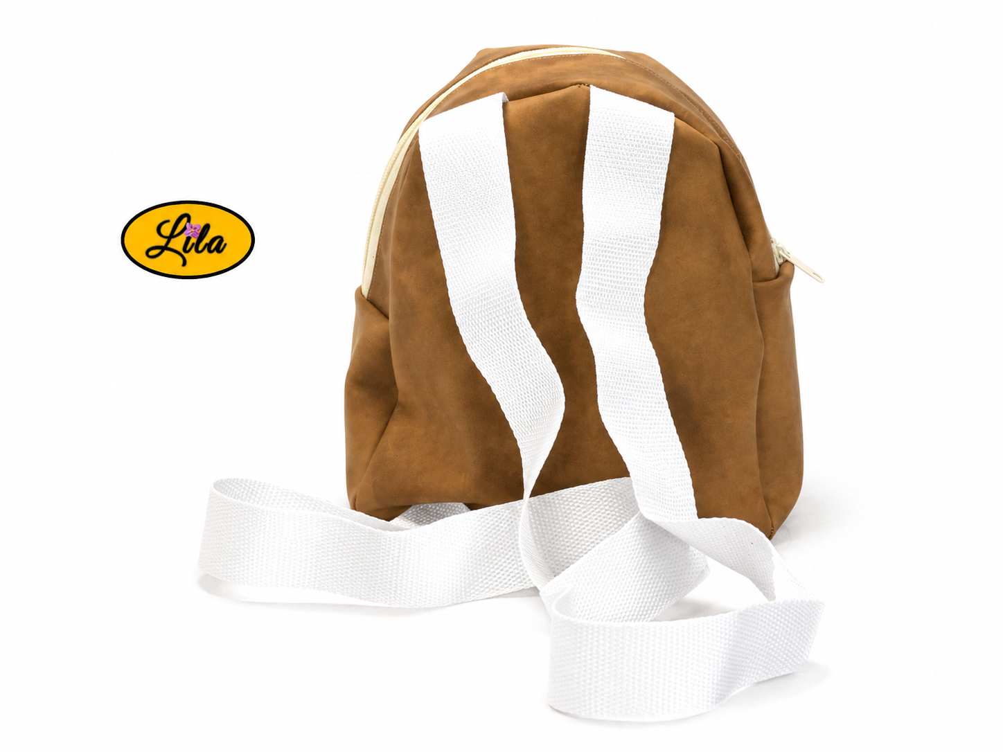 Mini sac à dos en simili brun avec sangle blanche vue de dos sur fond blanc