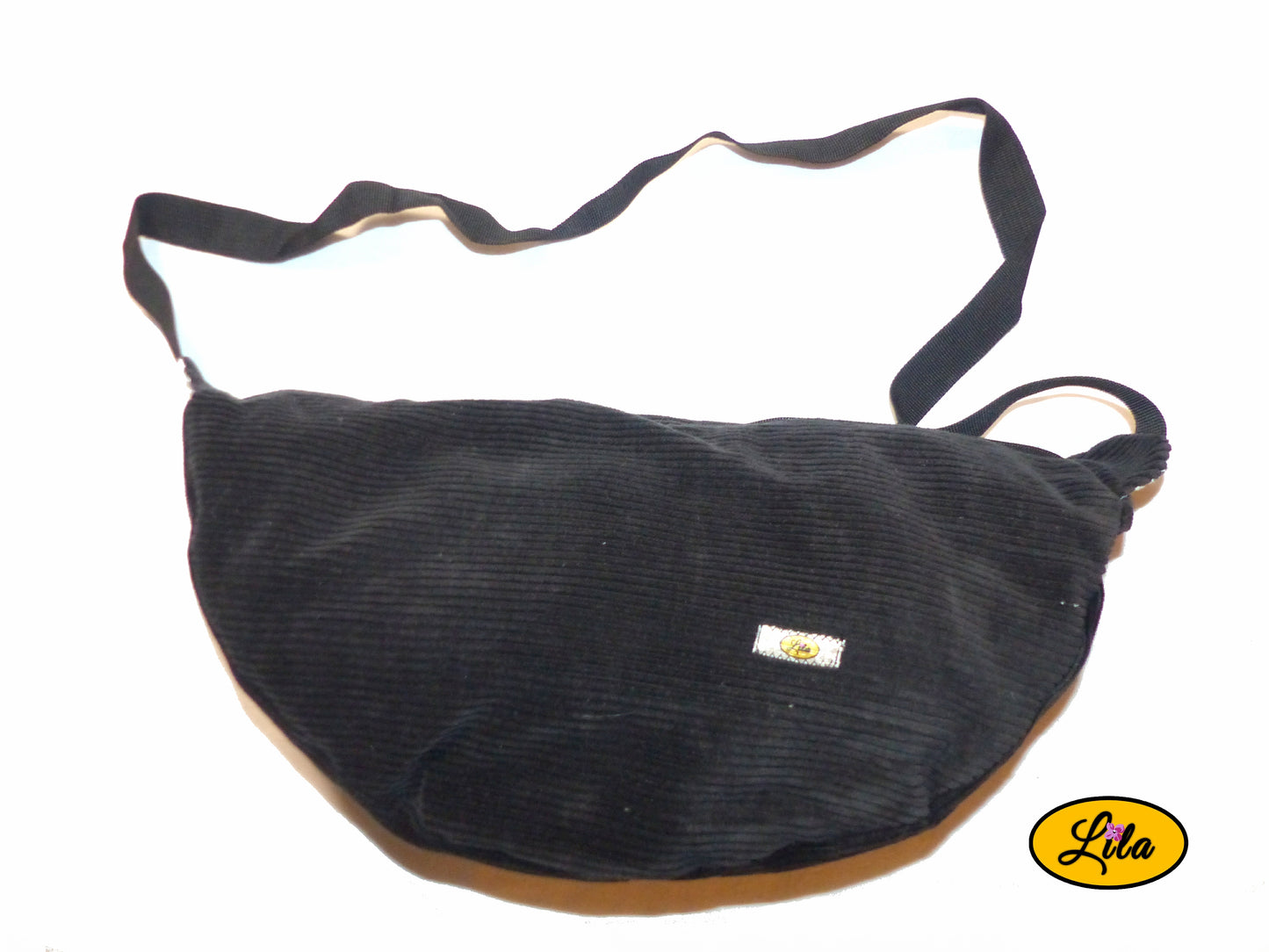 Sac Luna velours côtelé noir avec anse noire vu de dessus montrant sa forme complète