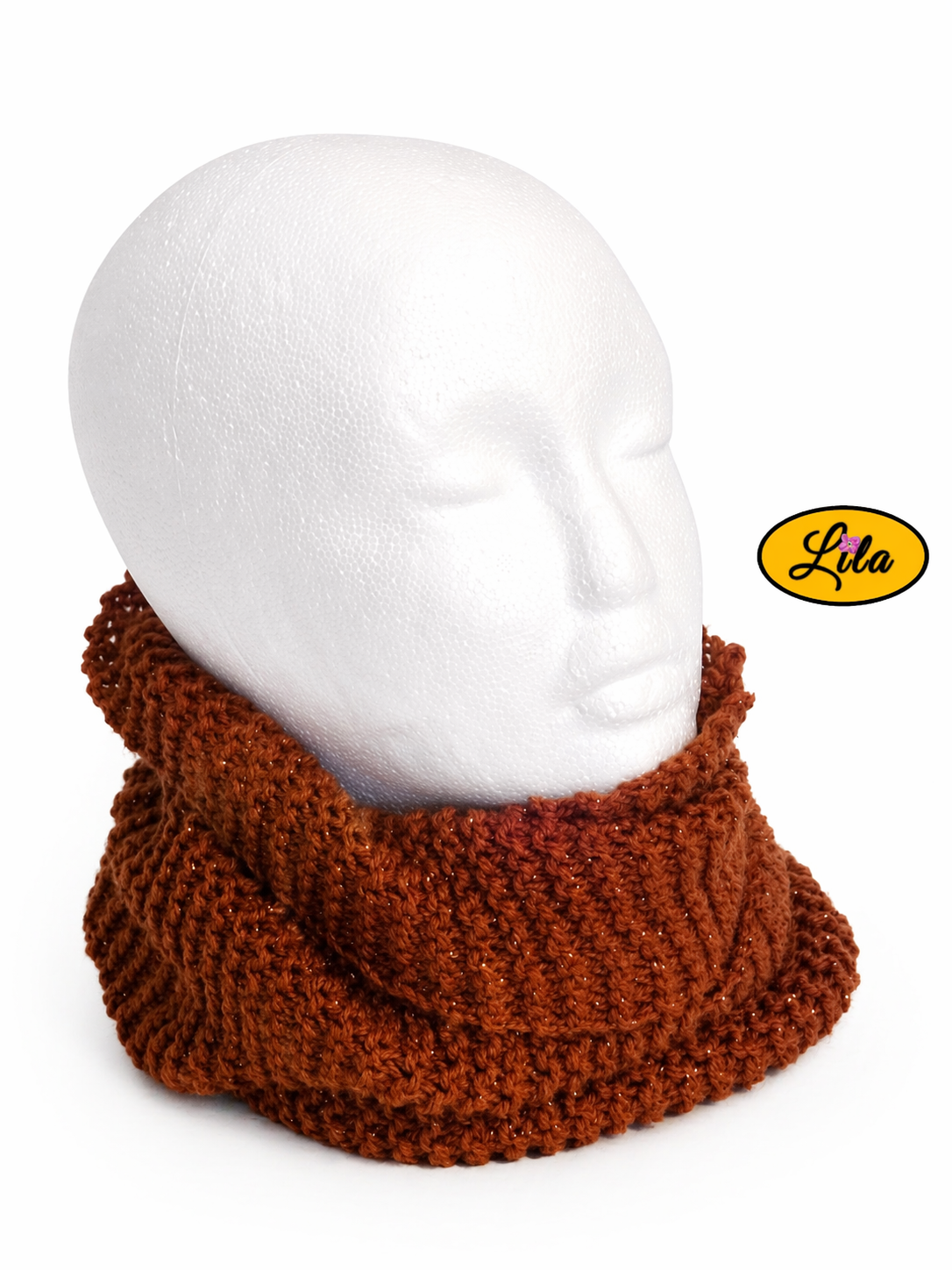 Snood en laine brun pailleté présenté sur une tête de mannequin