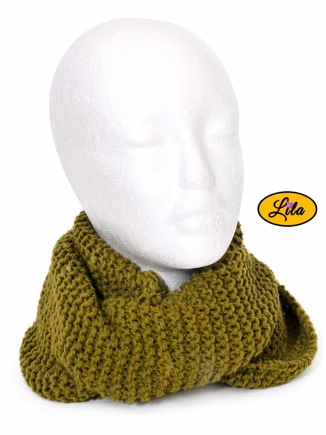 Snood en laine kaki présenté sur une tête de mannequin